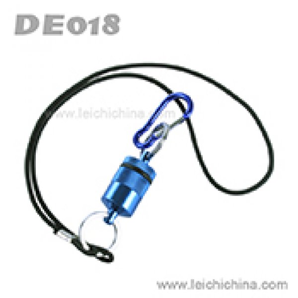 Magnetic net release with lanyard DE-018